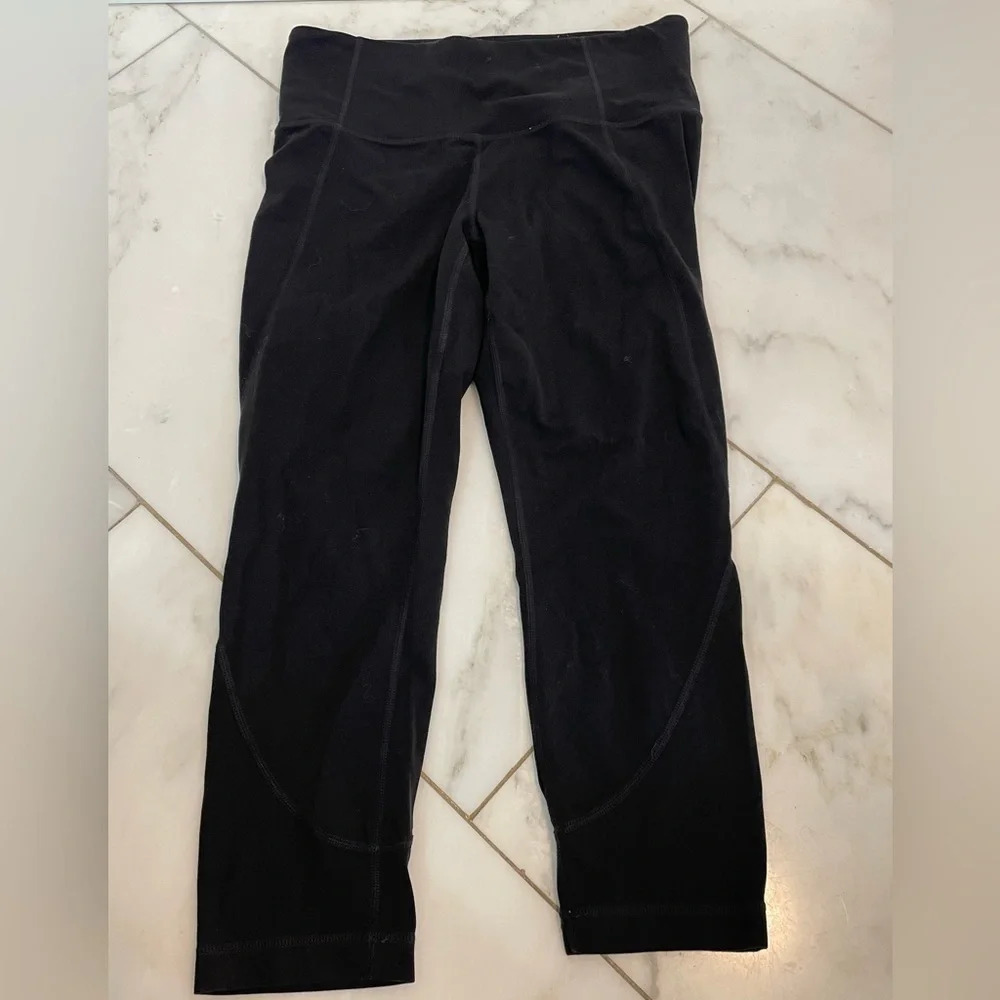 Athleta pure black crop leggings size S